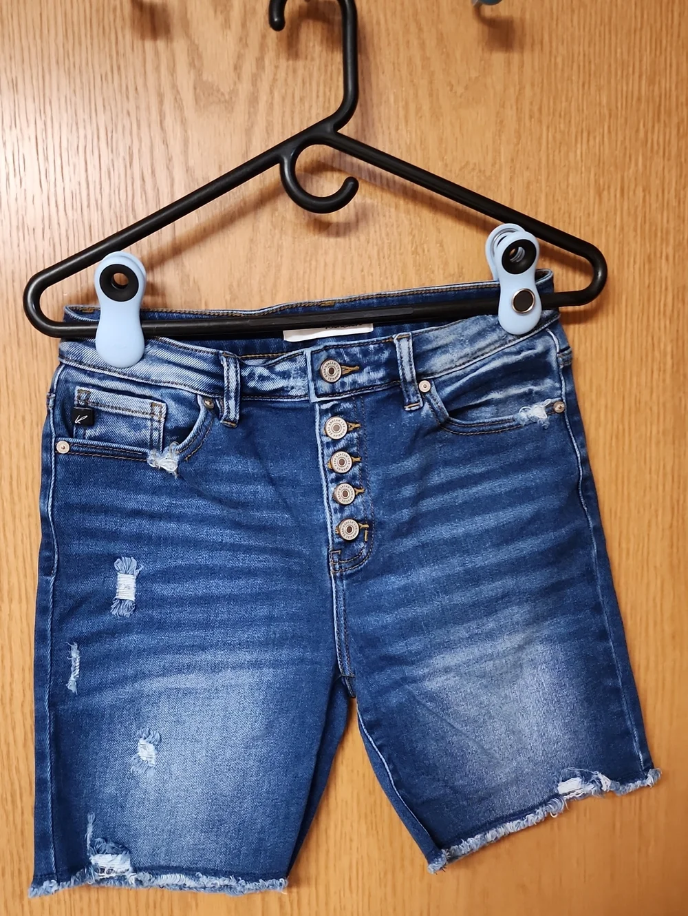 KanCan Distressed Blue Denim Shorts womens M number 1251